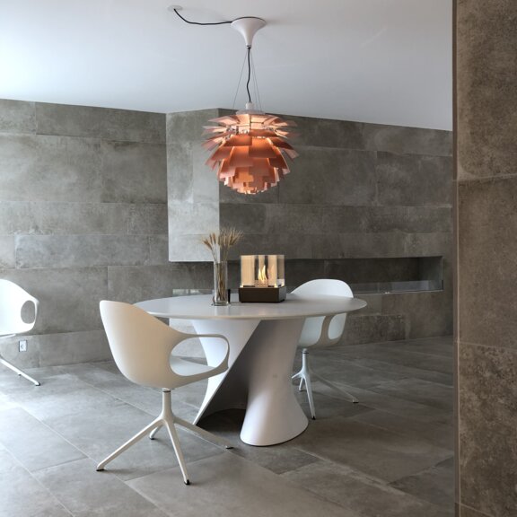 Bioethanol burner Nice on dining table with stone wall